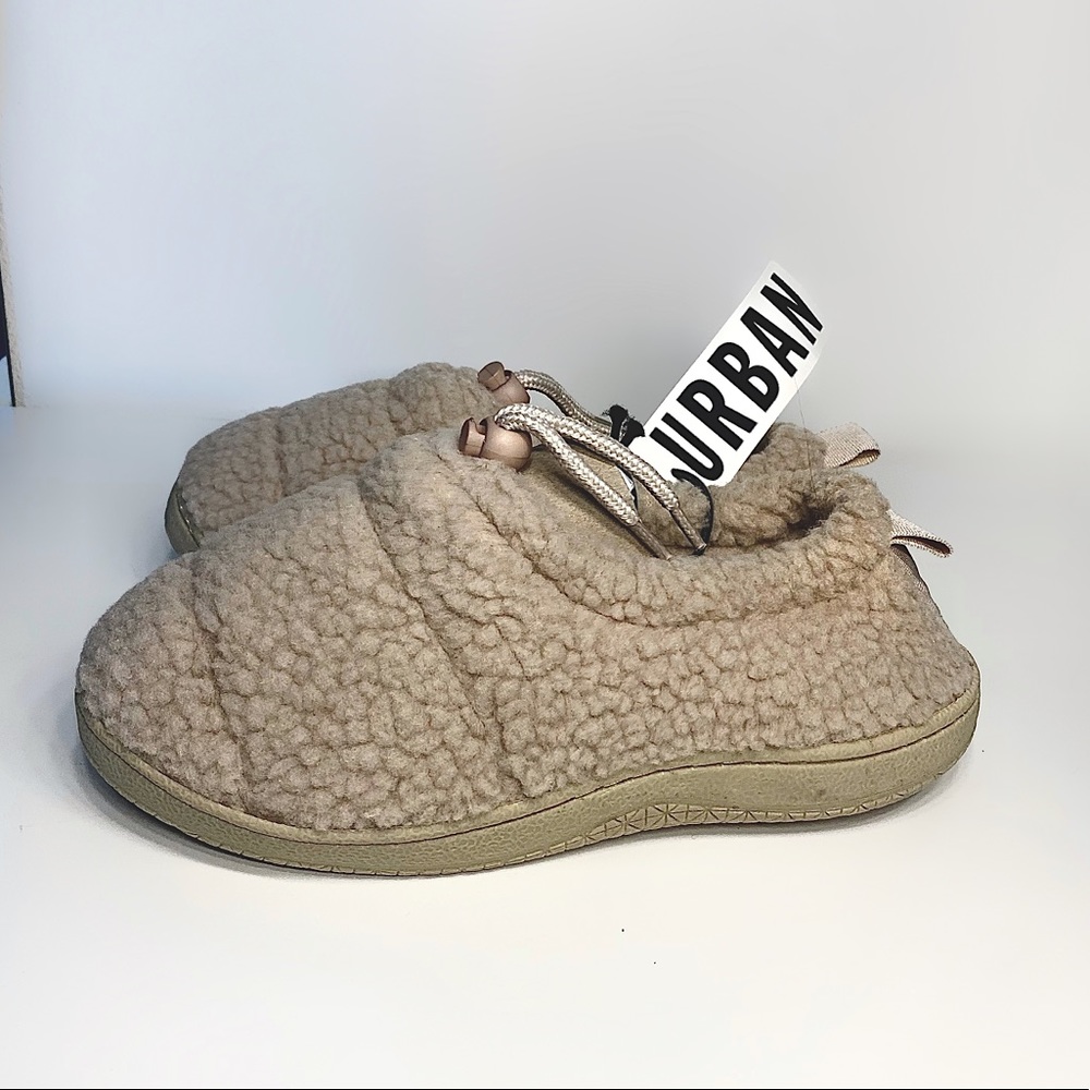 UO | sherpa hardsole slipper - Picture 4 of 5